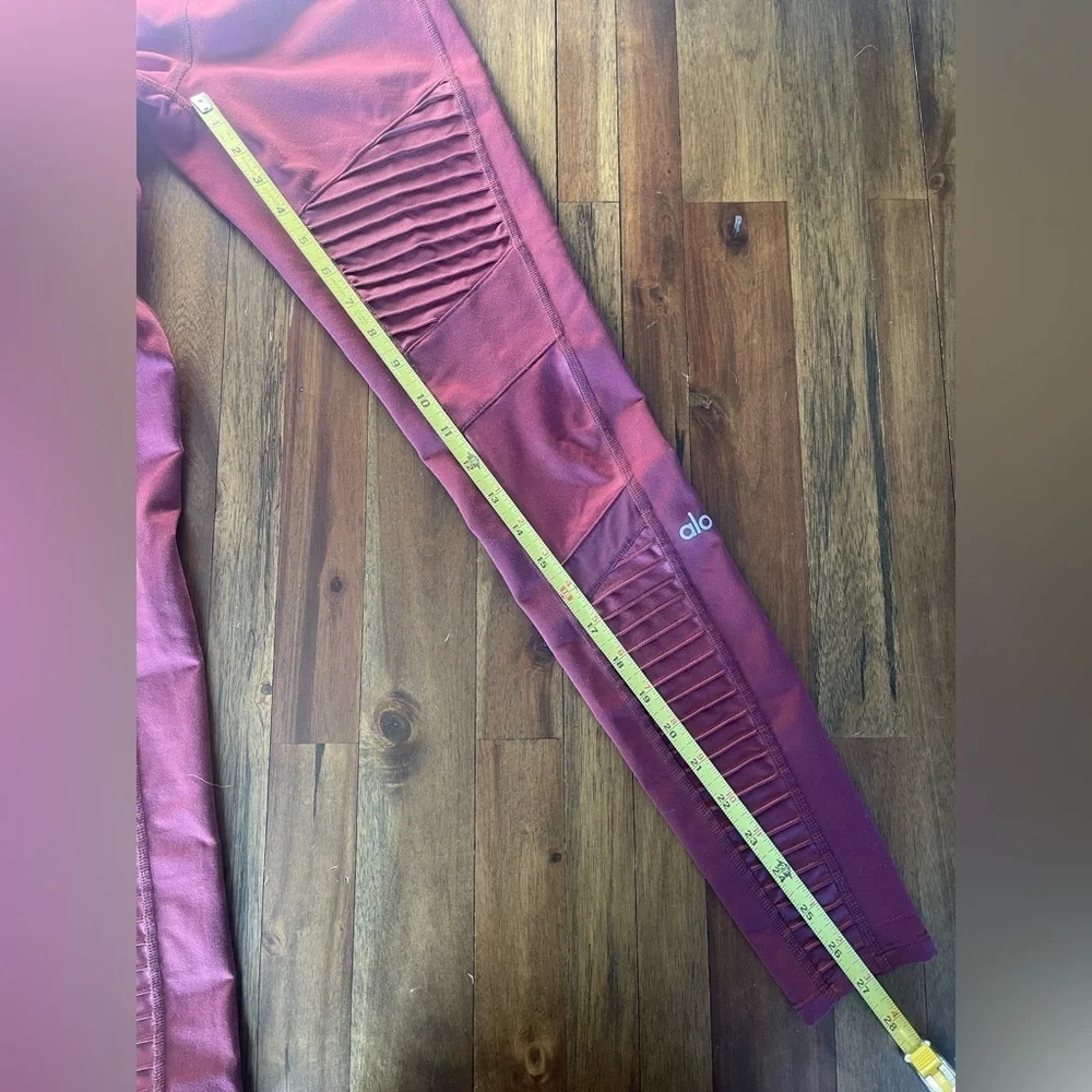 ALO yoga moto legging burgundy XXS